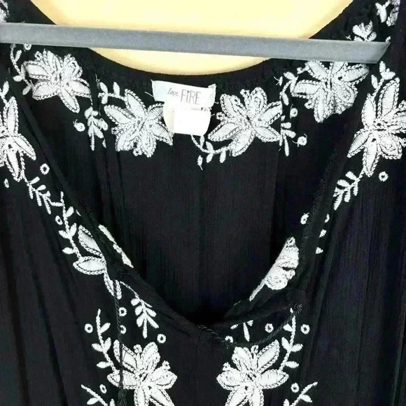 Love Fire Black Rayon Embroider Boho Peasant Cinch Waist V-Neck Romper Size L - Picture 5 of 16